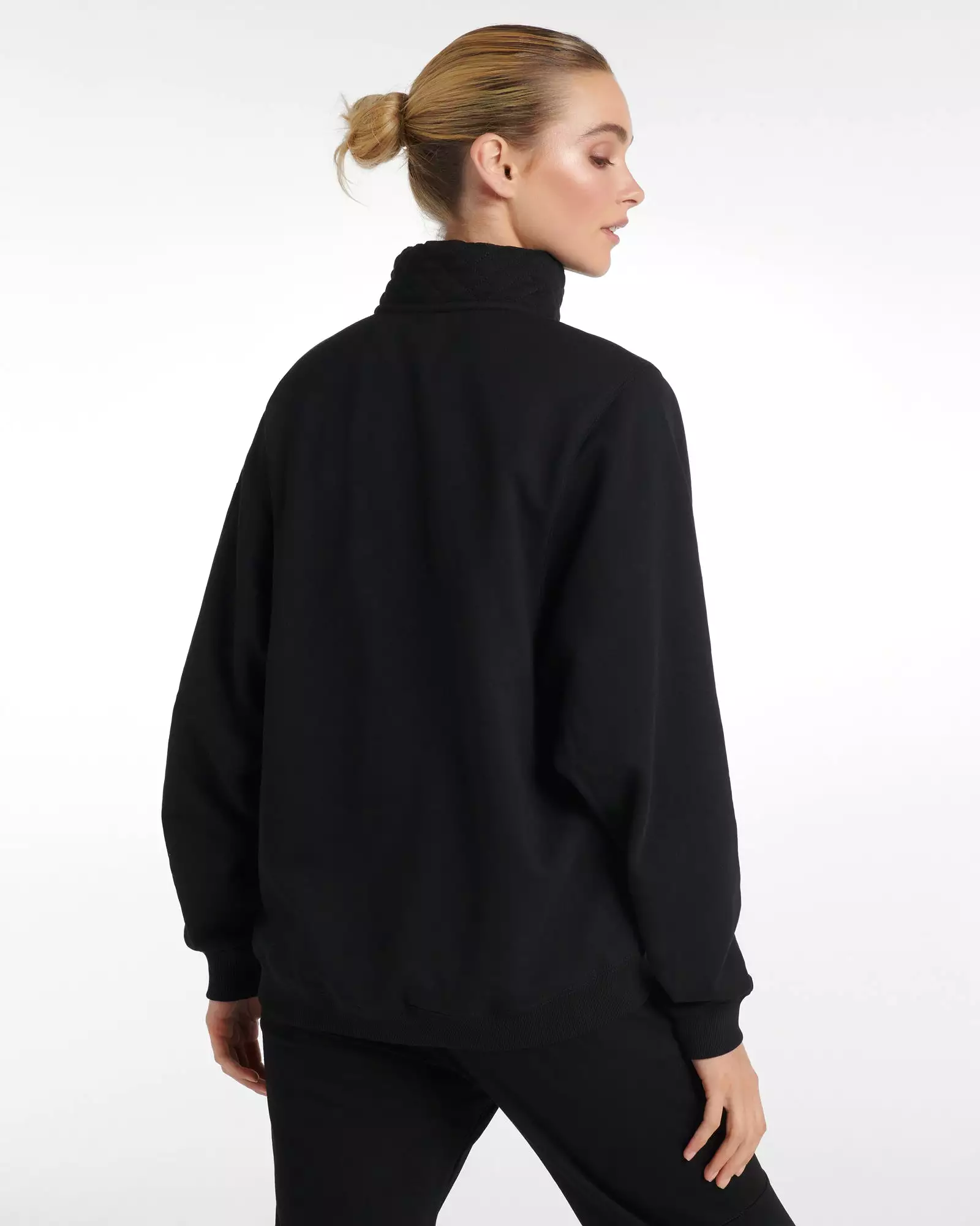 EASTERN COLLARED SWEATER BLACK