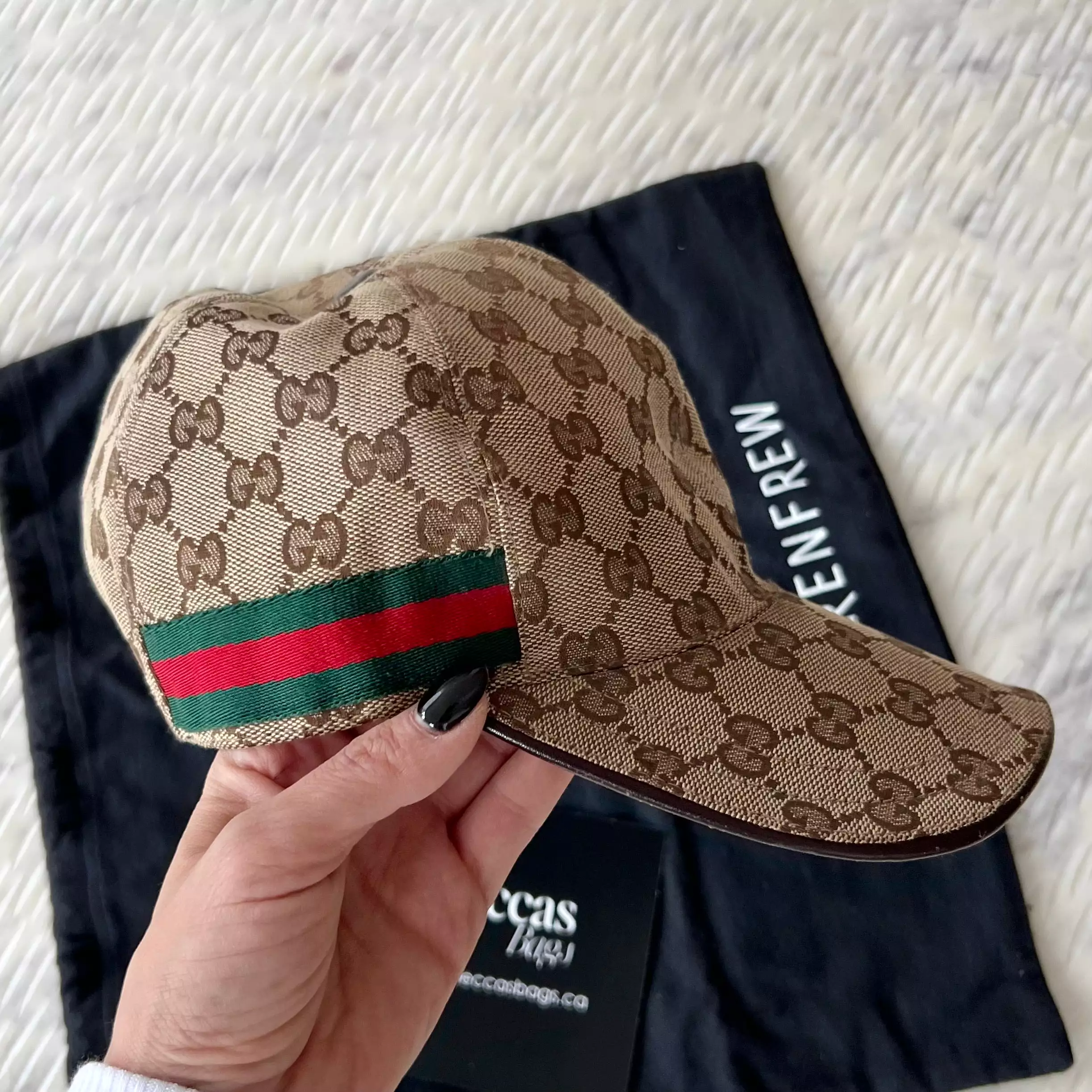 GUCCI ORIGINAL GG CANVAS BASEBALL HAT WITH WEB